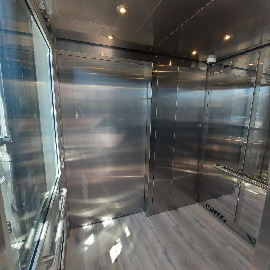 Appartement Beautiful Bright 3 Bed Townhouse à Vancouver Extérieur photo
