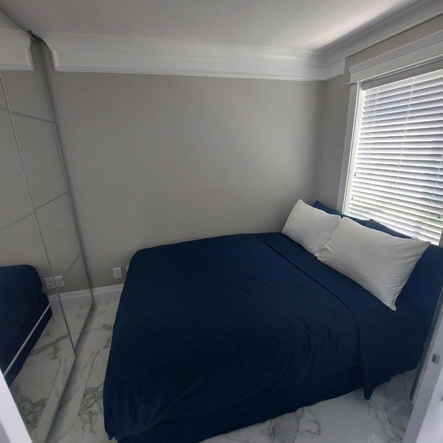 Appartement Beautiful Bright 3 Bed Townhouse à Vancouver Extérieur photo